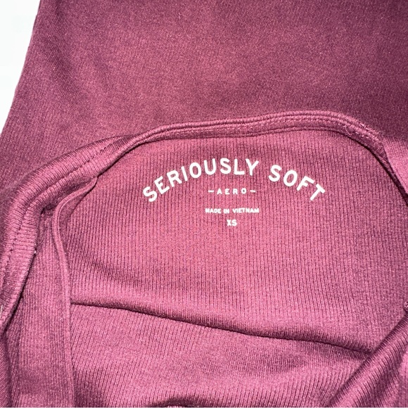 American Eagle | Seriously Soft Square Neck V Wire Layering Ribbed Tank Top - Picture 5 of 10